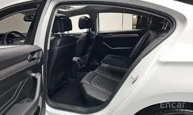 VOLKSWAGEN PASSAT B8 PRESTIGE 2022