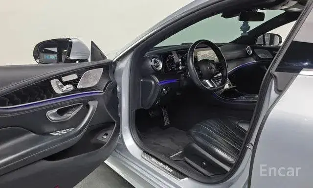 MERCEDES-BENZ CLS300D 4MATIC 2022