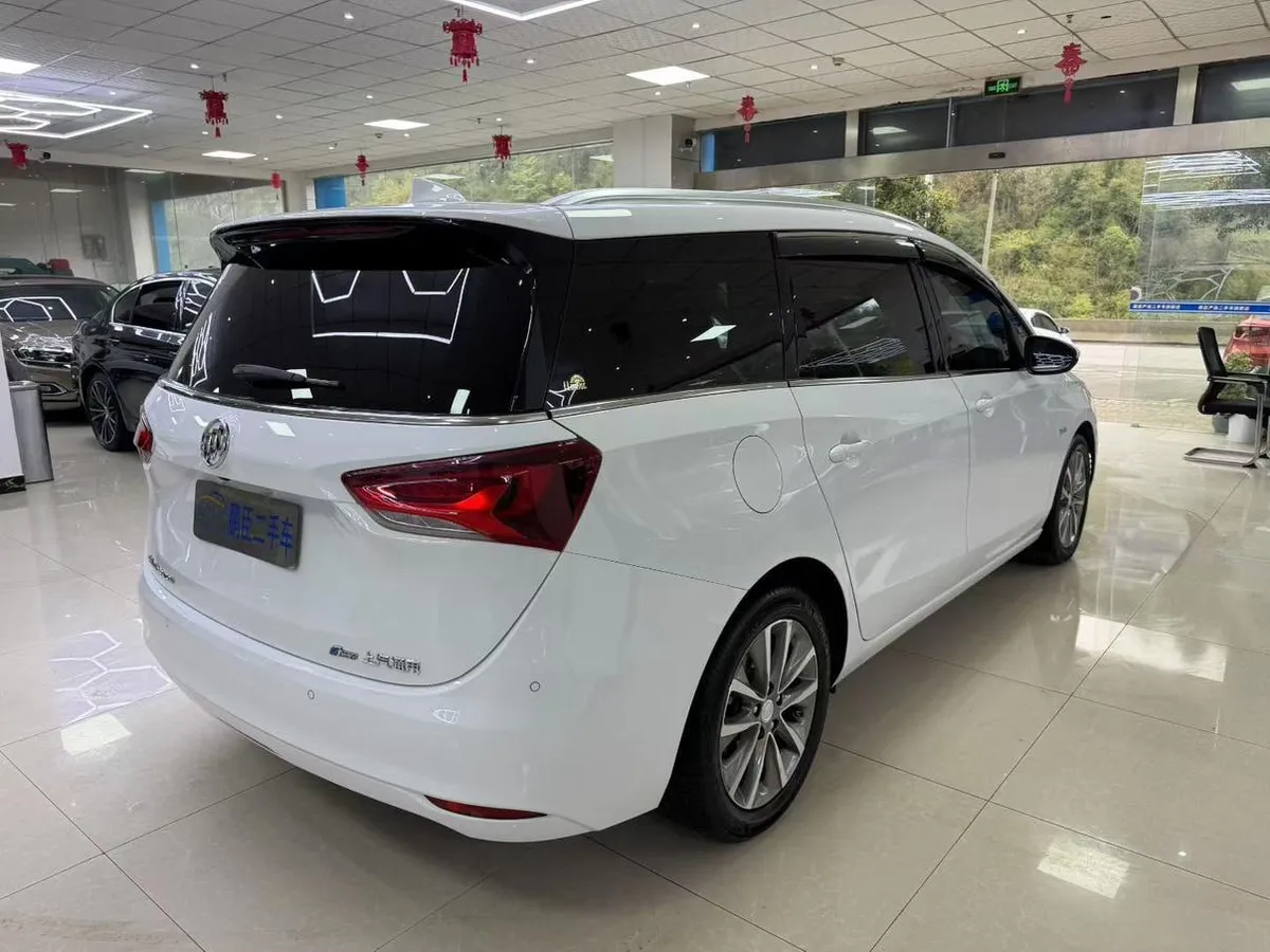 BUICK GL6 323T MILD HYBRID 2023
