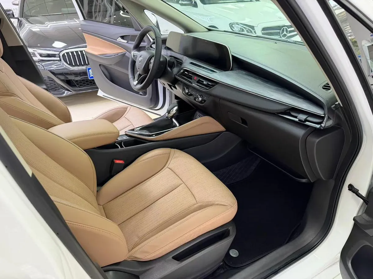 BUICK GL6 323T MILD HYBRID 2023