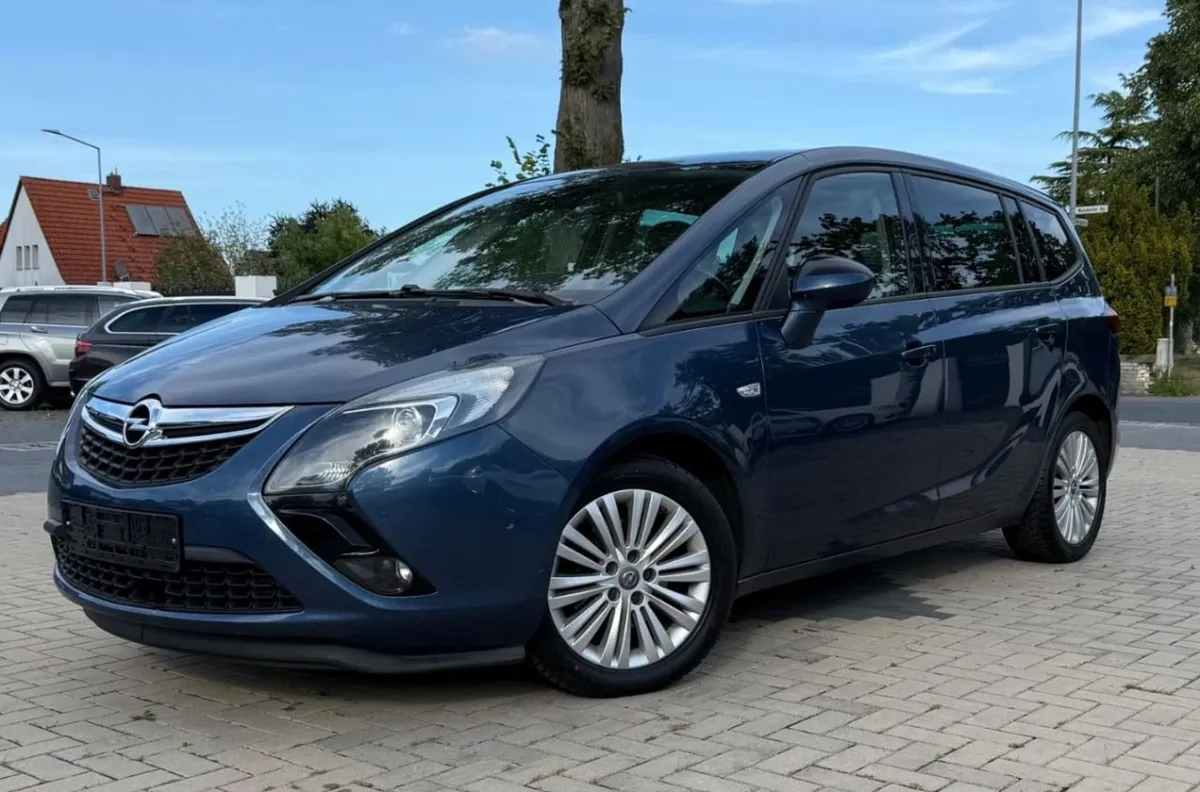 OPEL ZAFIRA C TOURER 2016