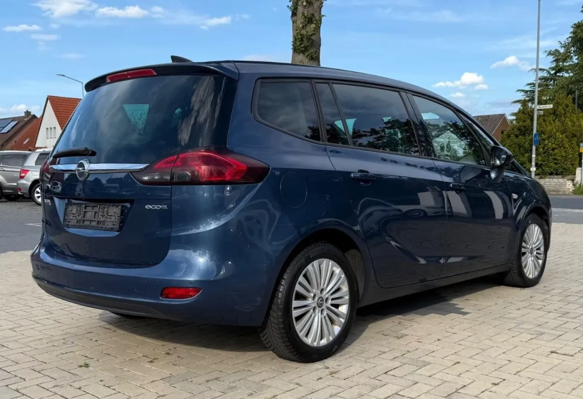 OPEL ZAFIRA C TOURER 2016