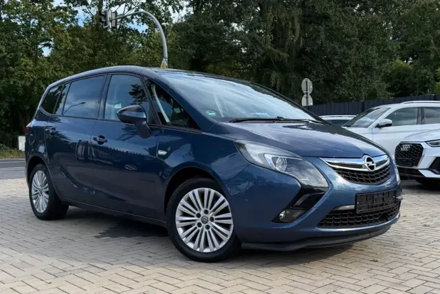 OPEL ZAFIRA C TOURER 2016
