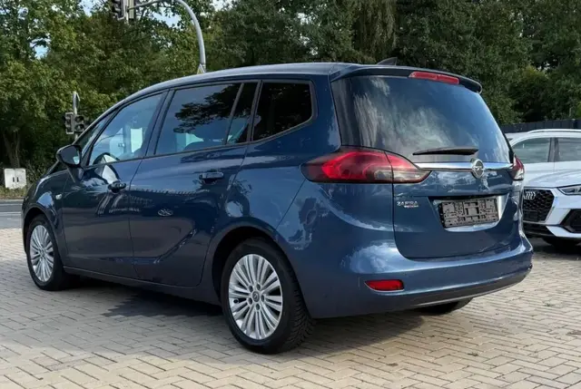 OPEL ZAFIRA C TOURER 2016