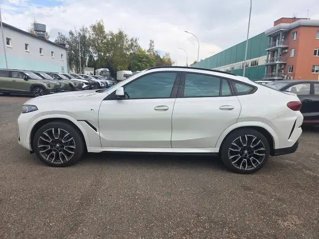 BMW X6 2023