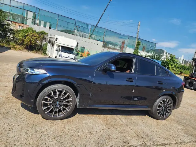 BMW X6 2023