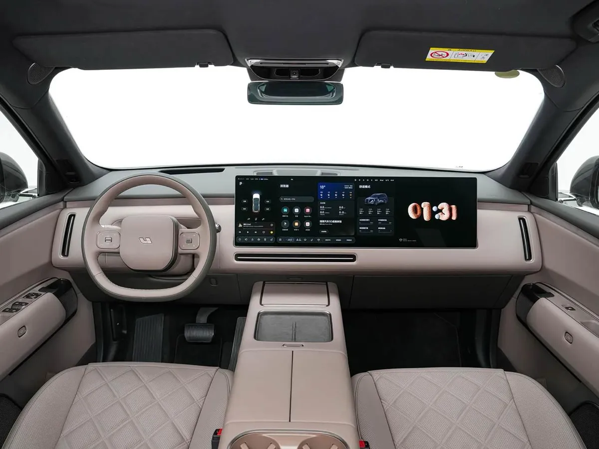 LI AUTO L9 LIVIS 2026