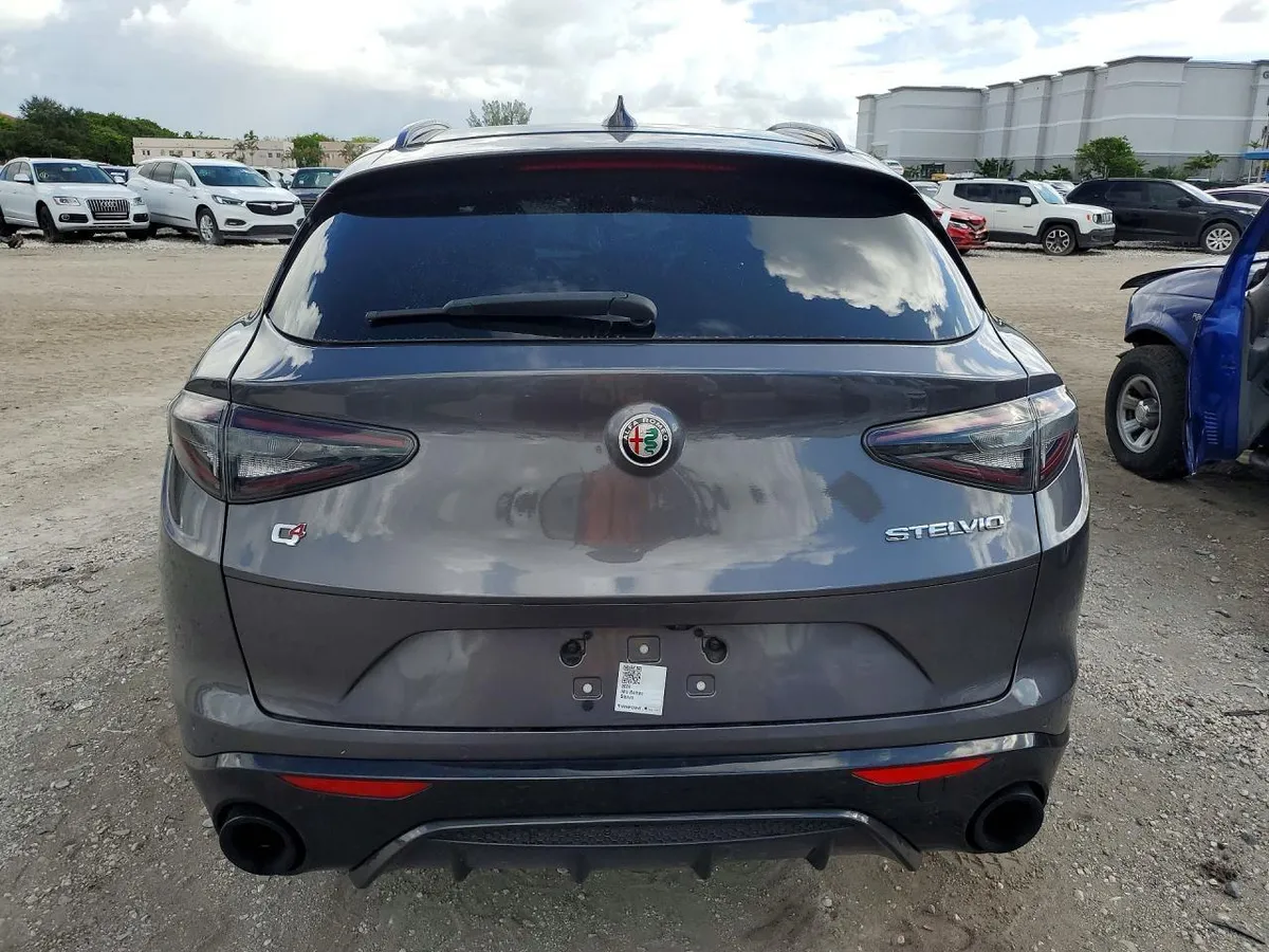 ALFA ROMEO STELVIO TI 2023