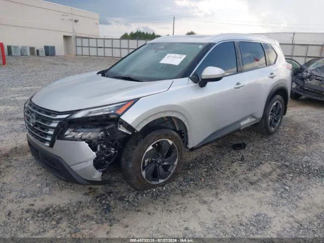 NISSAN ROGUE SV 2024