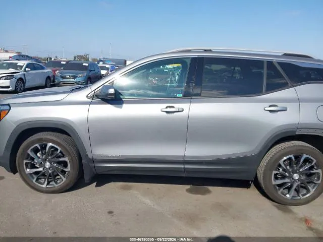 GMC TERRAIN SLT 2023