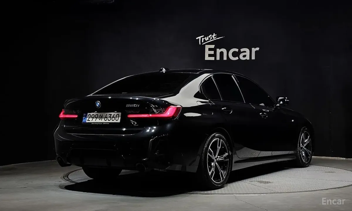 BMW 320I M SPORT 2023