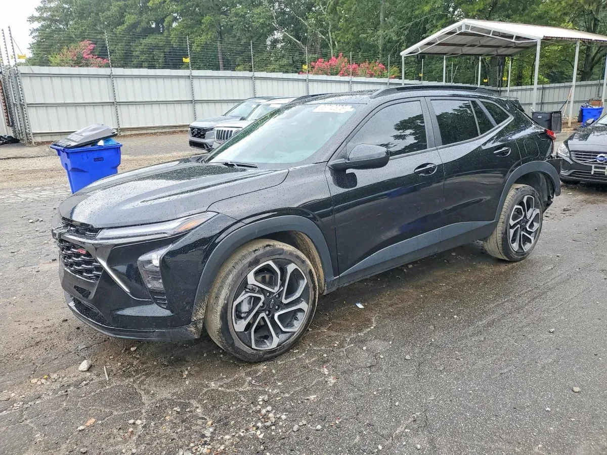 NISSAN KICKS 2023
