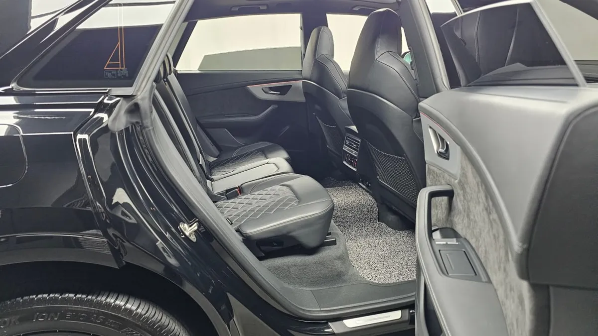 AUDI Q8 PREMIUM 2022