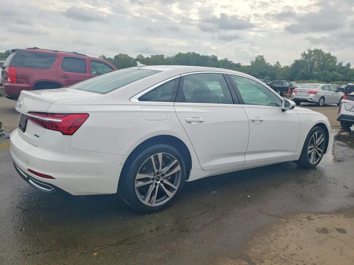 AUDI A6 2022