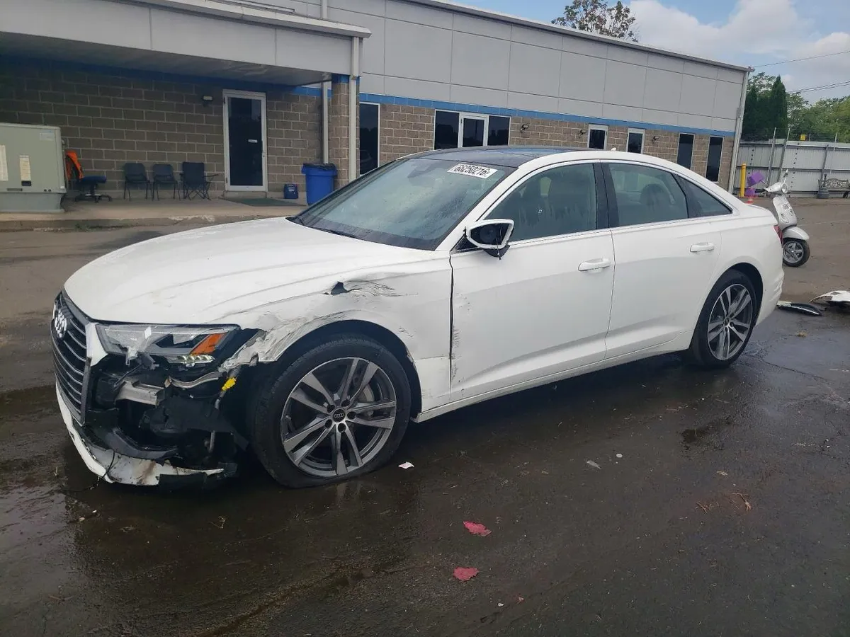AUDI A6 2022