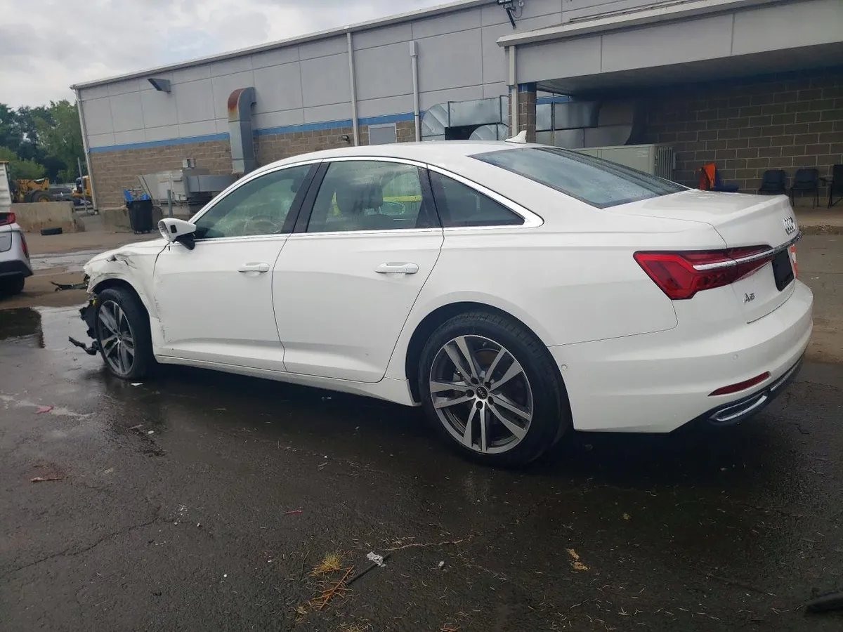 AUDI A6 2022