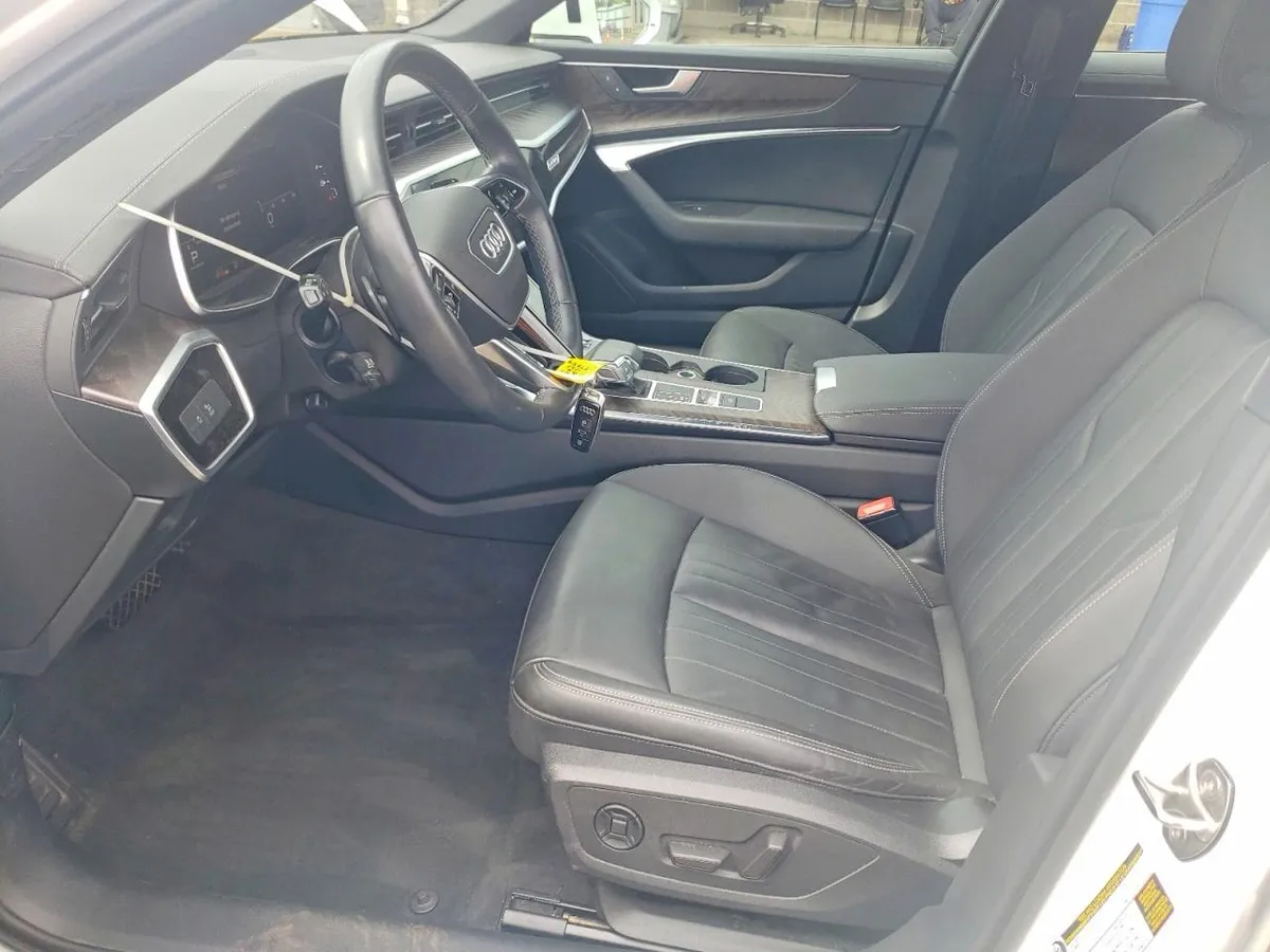 AUDI A6 2022