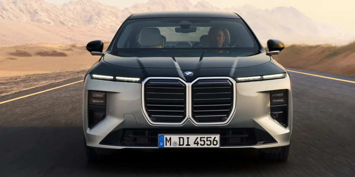 BMW M760 XDRIVE 2027