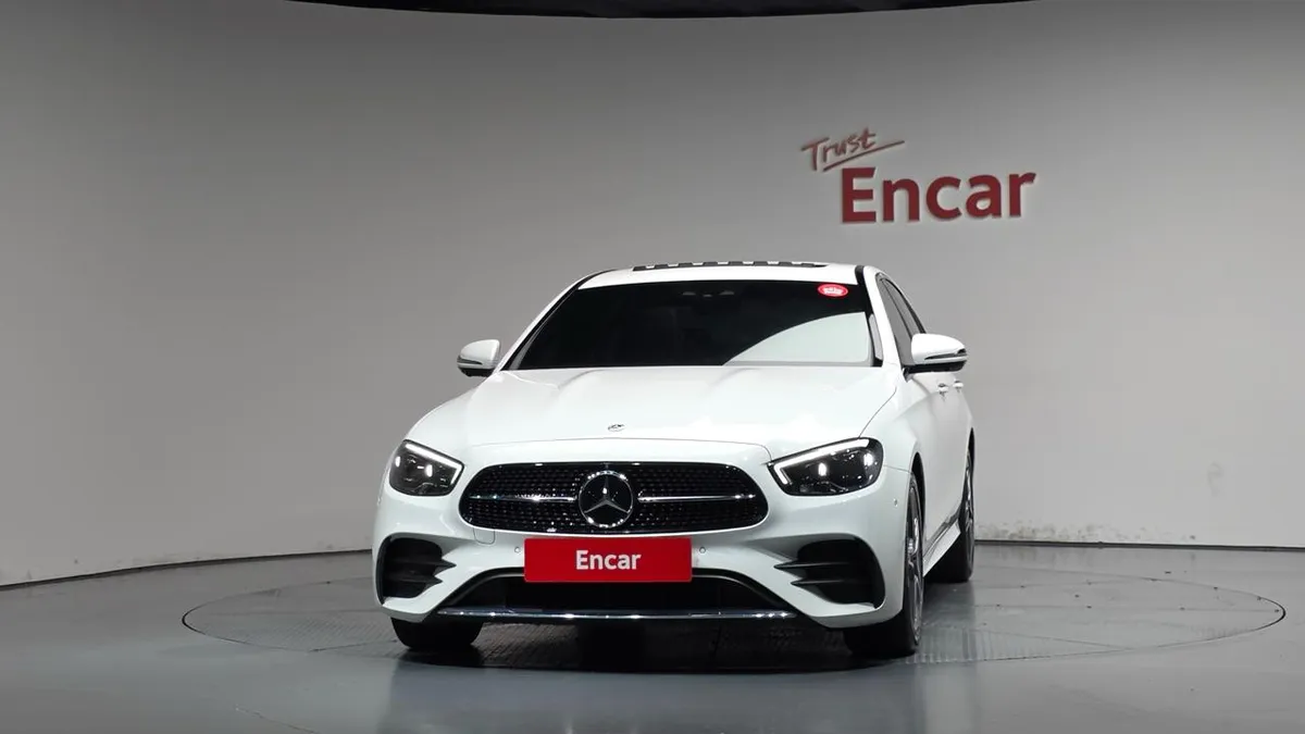 MERCEDES-BENZ E-CLASS 2023