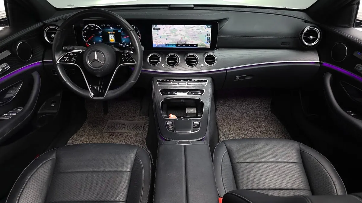 MERCEDES-BENZ E-CLASS 2023