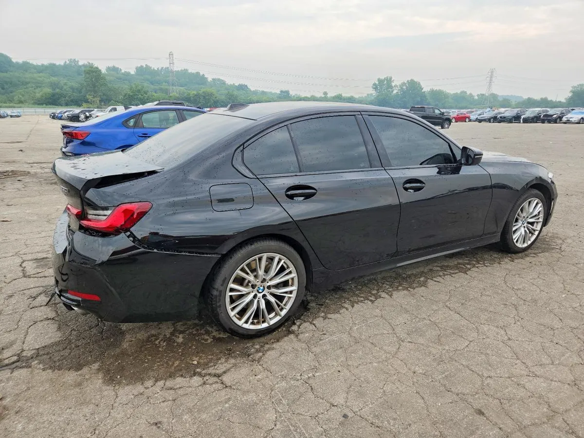 BMW 330XI 2022