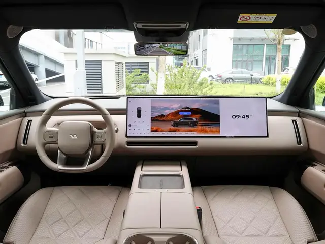 LI AUTO L9 LIVIS 2026