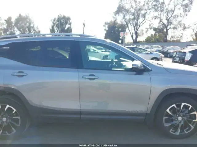 GMC TERRAIN SLT 2023
