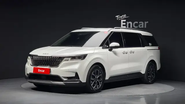 KIA CARNIVAL NOBLESSE 2023