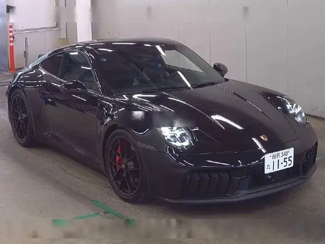 PORSCHE 911 CARRERA GTS 2025