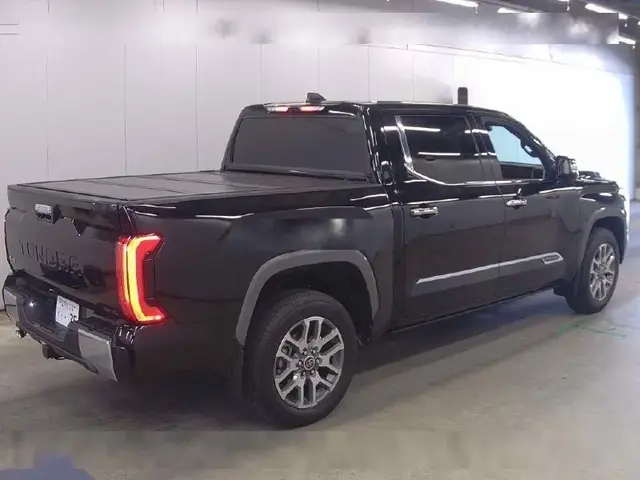 TOYOTA TUNDRA CREWMAX 2024