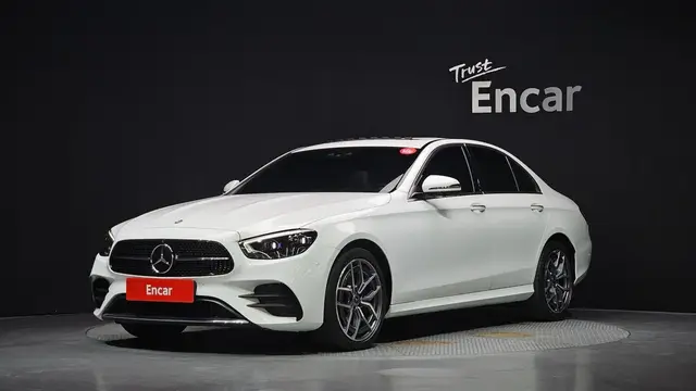 MERCEDES-BENZ E-CLASS 2023