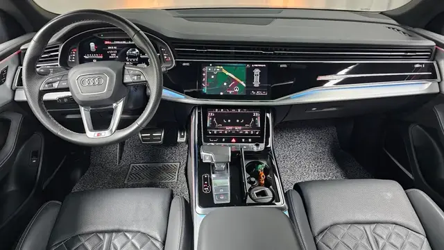 AUDI Q8 PREMIUM 2022