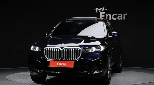 BMW X5 КОМФОРТНЫЙ САЛОН КАМЕРА 360 ПНЕВМОПОДВЕСКА ПРЕМИАЛЬНАЯ АУДИОСИСТЕМА И ПРОЕКЦИОННЫЙ ДИСПЛЕЙ 2023