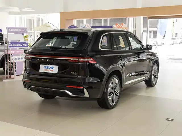 GEELY MONJARO I-HEV 2026