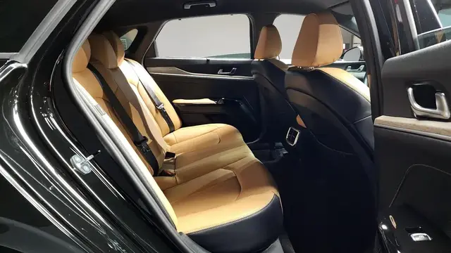 KIA K5 NOBLESSE 2023