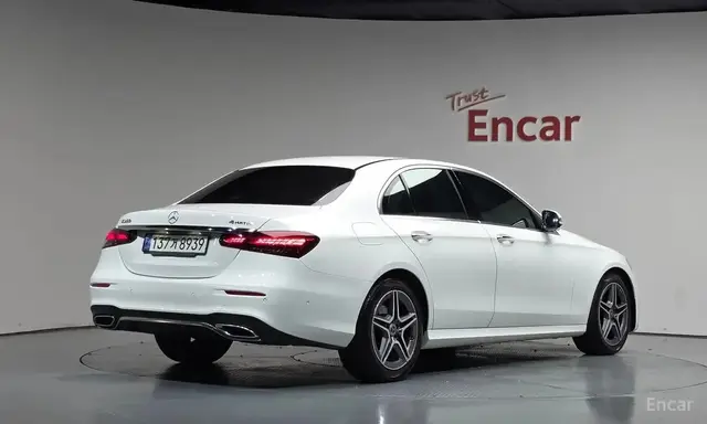 MERCEDES-BENZ E-CLASS 2023