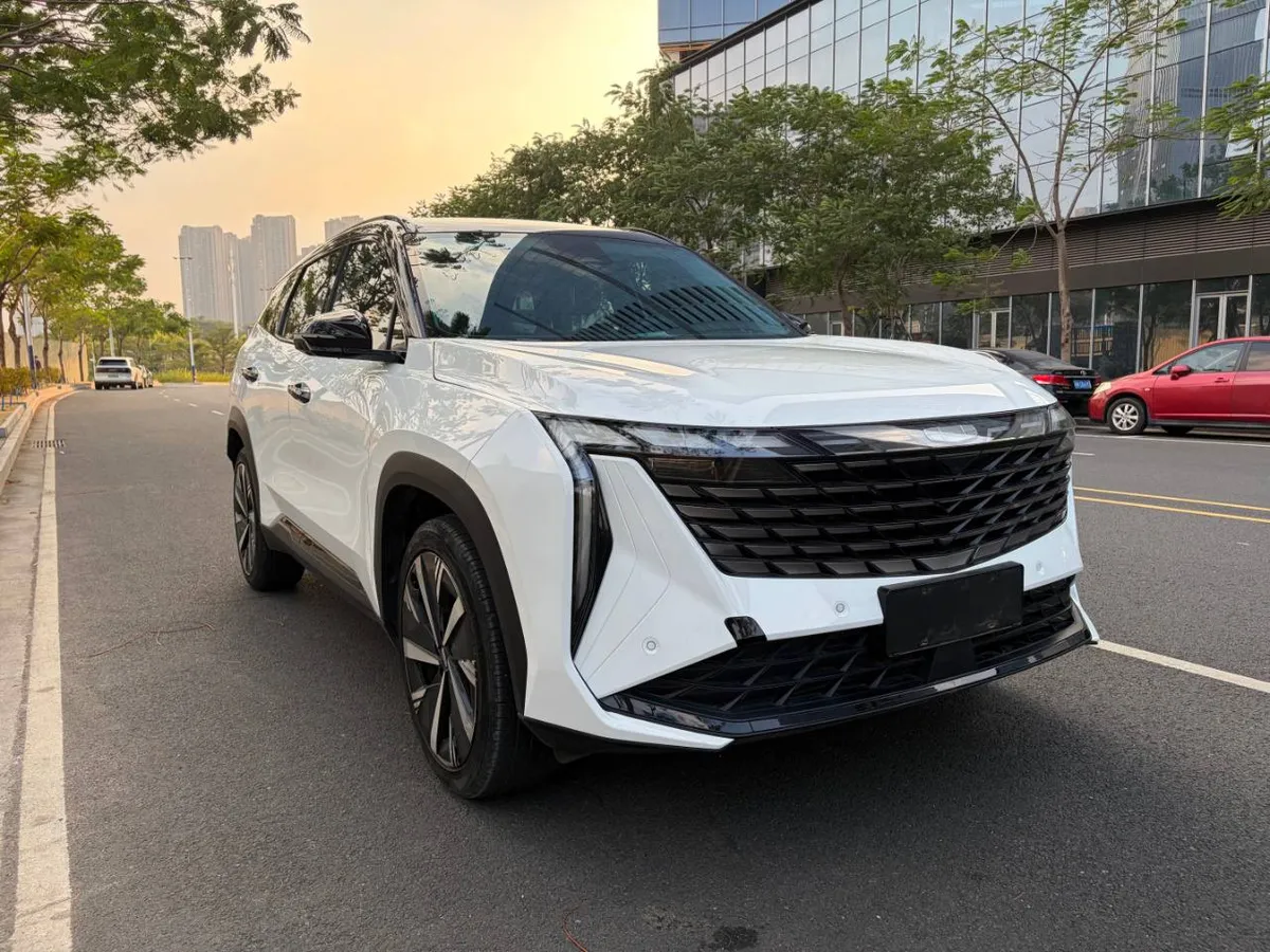 GEELY BOYUE L 2023