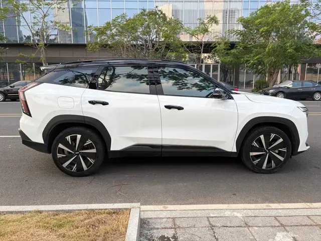 GEELY BOYUE L 2023