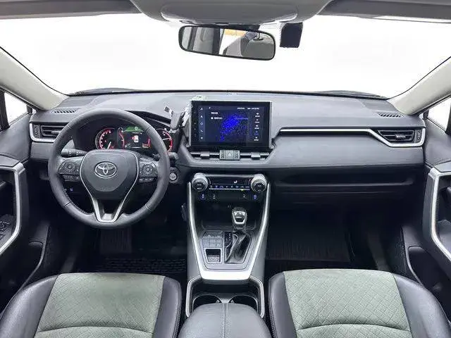 TOYOTA RAV 2022
