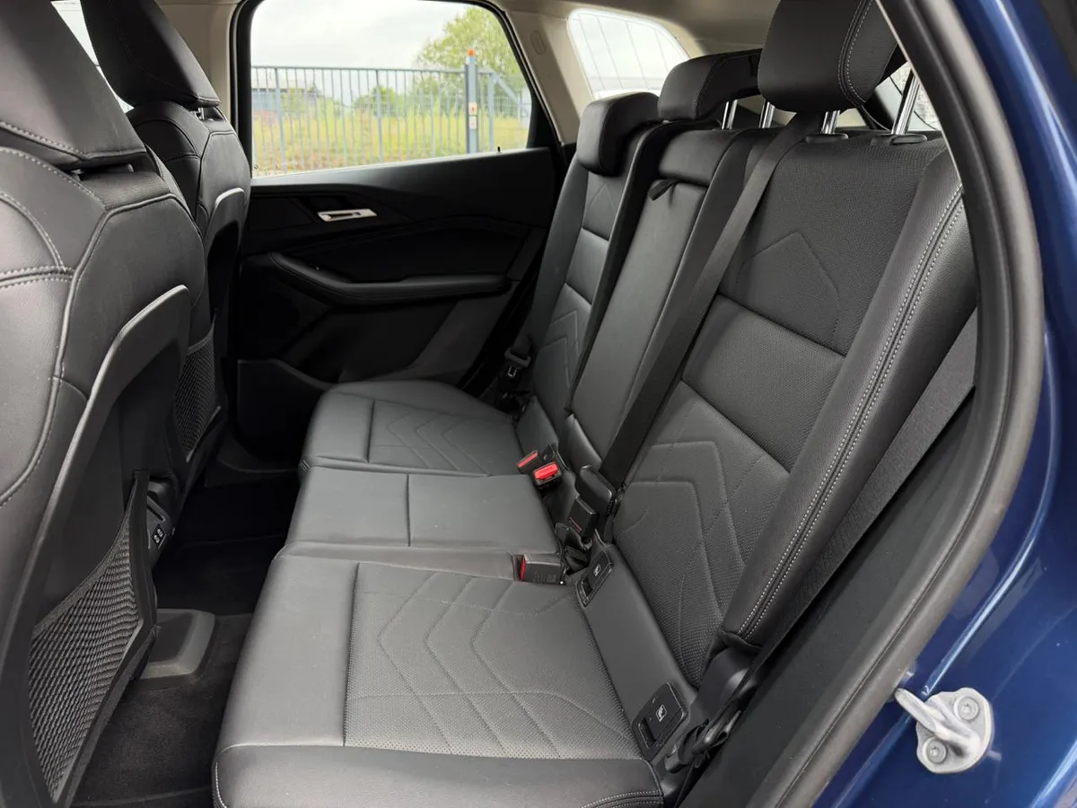 BMW 2 SERIES LUXURY 2023