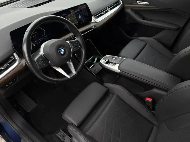 BMW 2 SERIES LUXURY 2023