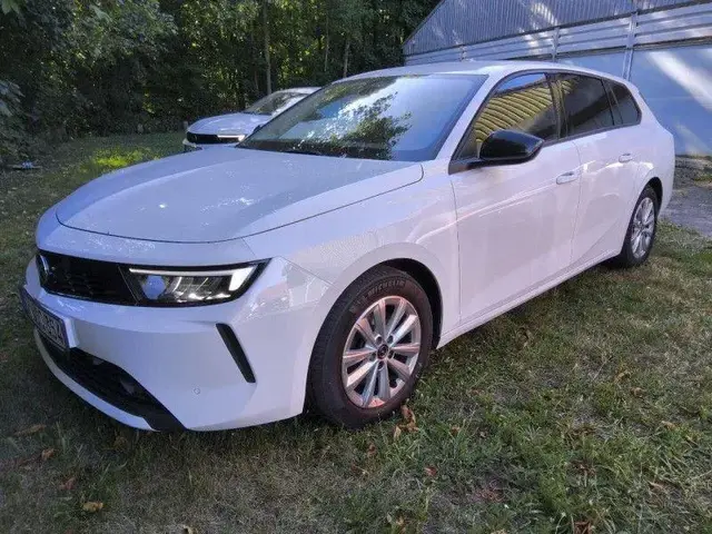 OPEL ASTRA 2023