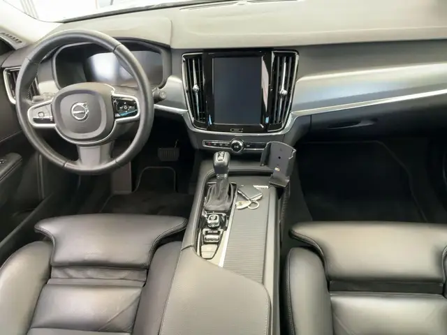 VOLVO V90 2019