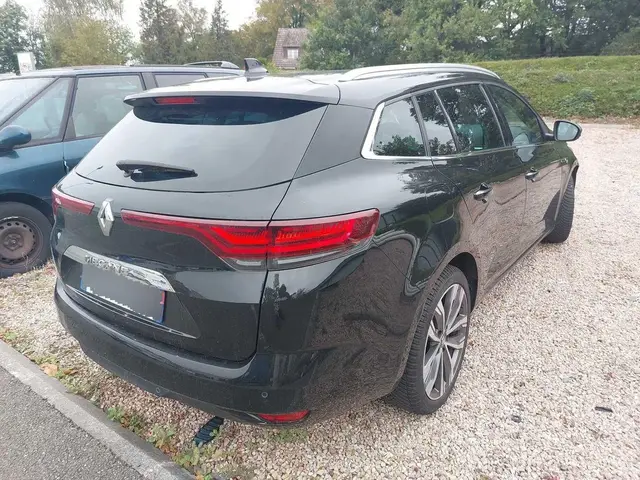 RENAULT MEGANE 2022