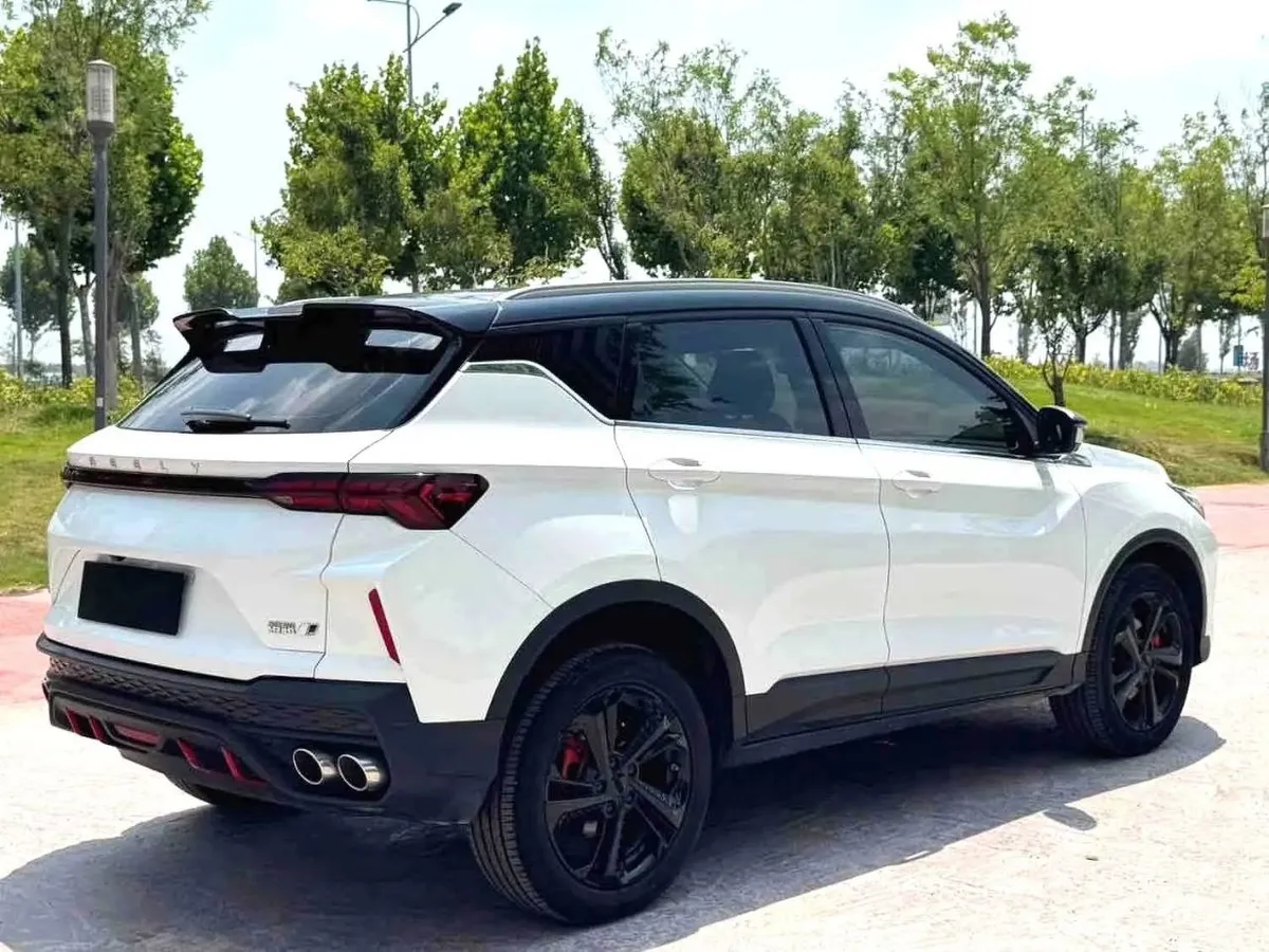 GEELY COOLRAY 2023