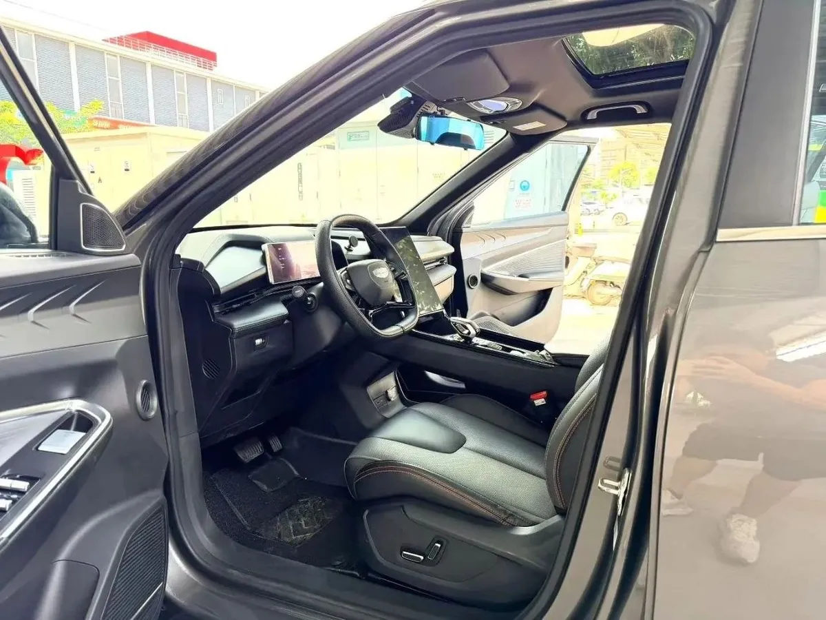 GEELY BOYUE COOL 2023