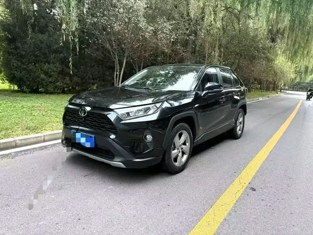 TOYOTA RAV4 2023