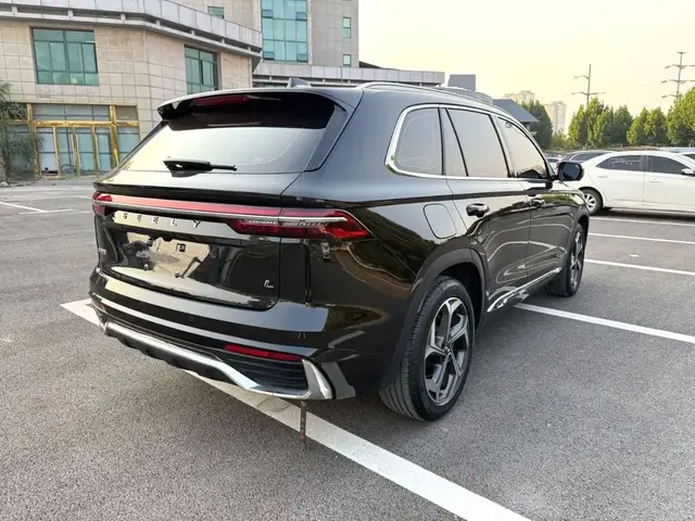 GEELY MONJARO PREMIUM 2022