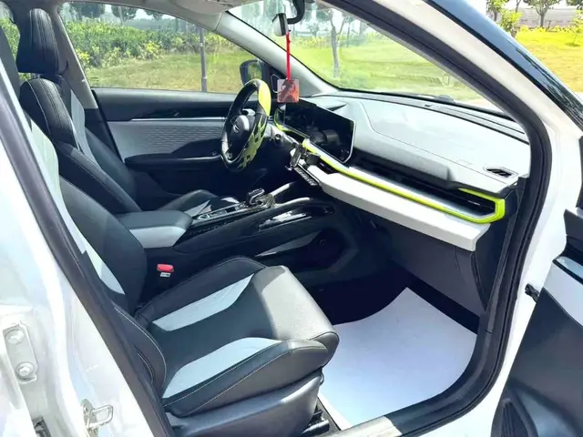 GEELY COOLRAY 2023
