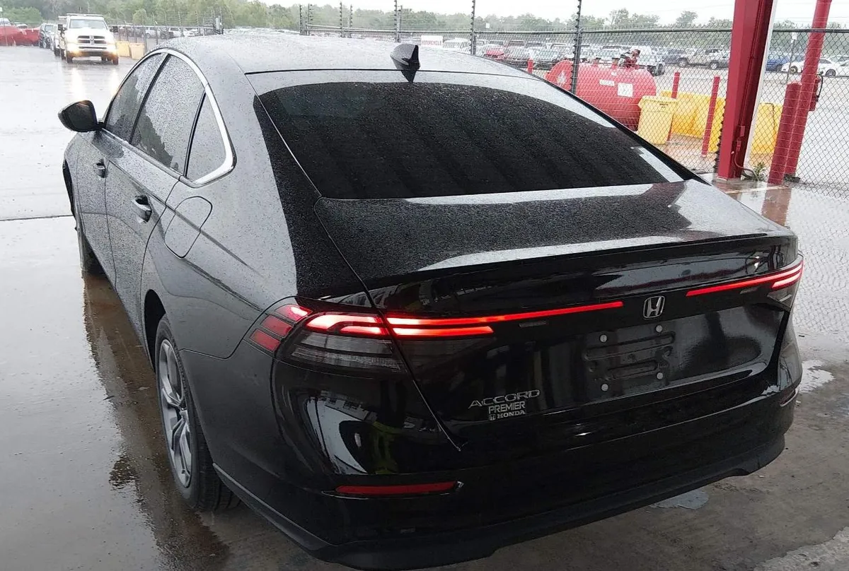 HONDA ACCORD EX 2024